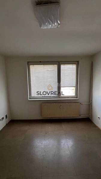 f4411263-9cf6-42e6-a4ae-113402edf3e6.jpeg