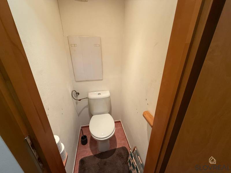 c3991c76-a0a7-46f9-b4b9-a324108e4d27.jpeg