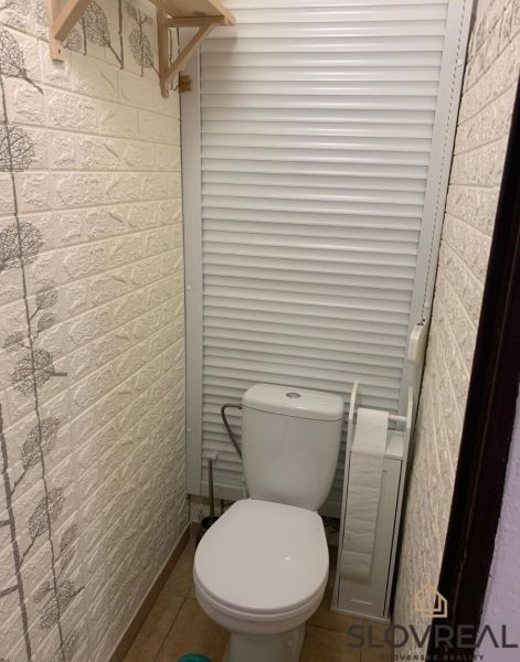 wc.jpg